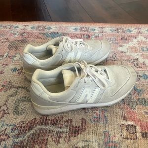 New Balance 996